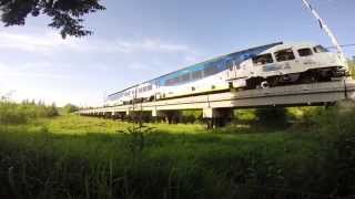 preview picture of video 'WES train southbound in Tualatin'