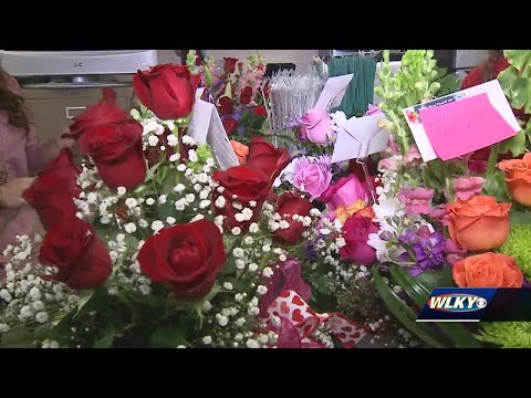 New Albany flower shop working Valentine's Day until flowers run out