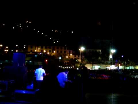 Michael Teixeira & Ricardo Gouveia - Shake That Body (live at Antena 3 On Tour Calheta) Abril 2009