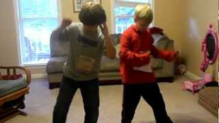 LMFAO Sexy and I Know It Parody-I&#39;m Elmo and I Know It