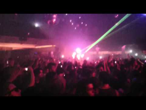 Carl Cox Space Ibiza 2011 (Great live sound)