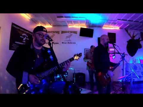 The Joker (Steve Miller) / Beverly Hills (Weezer) live Mashup by Judo Chop