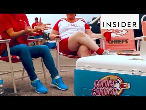 Spring-Loaded Beer Cooler Tosses Out Drinks