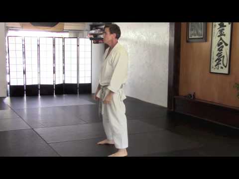 Heian Yon Dan Block 01 Morote Uke