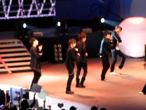 [HQ] UR Man SS501 Hollywood Bowl KMF 2009