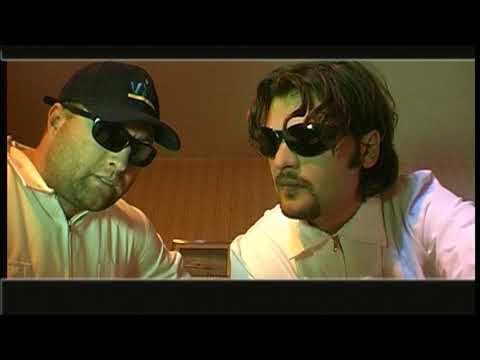 Daleka Obala - Prolaze Mi Godine (Official Music Video)