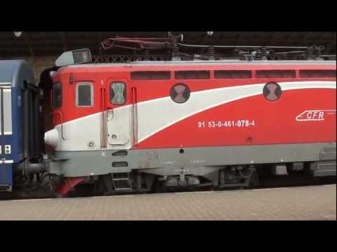 IR1752 Suceava - Bucuresti Nord gareaza in statia Suceava cu 2 vagoane