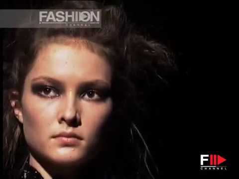 Fashion Show "Gianfranco Ferré" Autumn Winter 2006 / 2007 Milan 3 of 3 by Fashion Channel