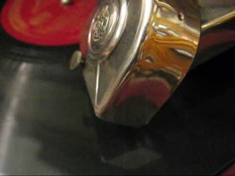 Rudi Godden  -  Was macht ein Mann nicht alles