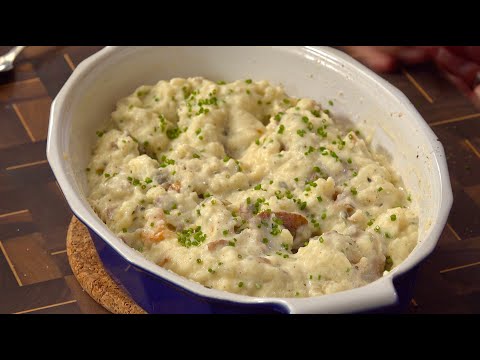One Dish Super Easy Garlic Mashed Potatoes | Christine Cushing