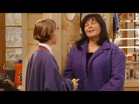 ROSEANNE SHOCKING SCENES That Fans STILL Talk About | FUNNIEST FAMILY MOMENTS EVER
