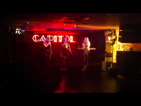 David Cowan - Live session with The Vinyl Hunni's, @ Capitol, Glasgow 2011