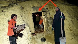 Cave door repair by grandmother and two orphan girls: a night of safety in the mountains