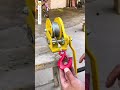 Manual self-locking winch