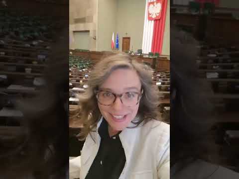 Klaudia Jachira: dramat na sali — głos Kaczyńskiego przesądził