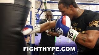 ANTHONY YARDE STRAIGHT BEAST MODE; GOING HAM NON-STOP AS HE LIGHTS UP HEAVY BAG