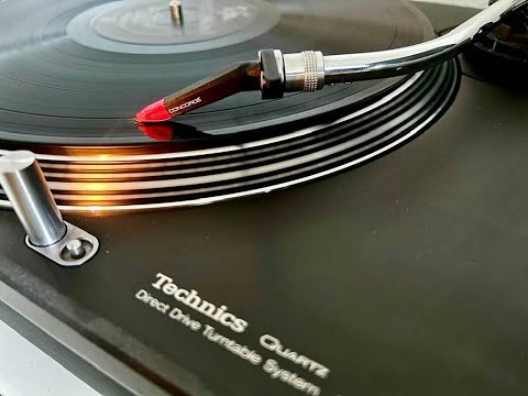 Rave Satellite Hardy Hard 1  Januar 2000