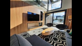 Vídeo 41 — Casa em Condomínio 5 Dormitório(s) Bairro Enseada