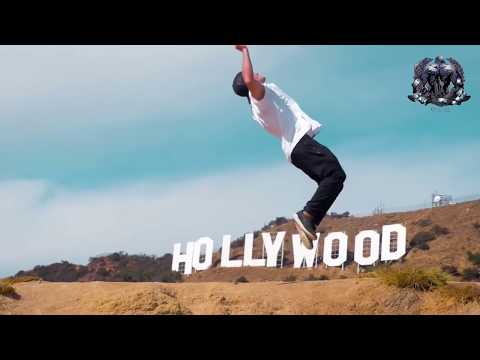 Saut de toit en toit  hommes & singes