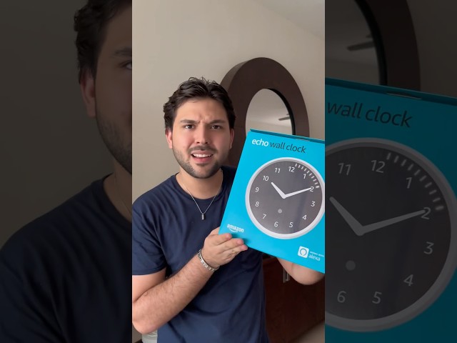 Vídeo relacionado con Smotly Reloj de pared silencioso de vinilo, reloj con forma de película de ciencia ficción, reloj de pared multifuncional de regalo decorado con murales.