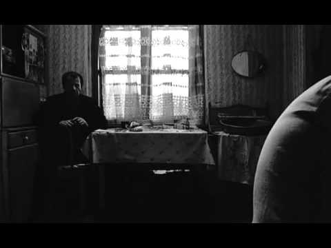 Csak egy lavór melegvíz esténként - Sátántangó