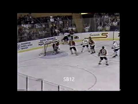 Christian Ruuttu hit Rob Ray Oct. 21/1992