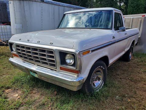 1978 Ford F100 Custom Gets NEW Windshield