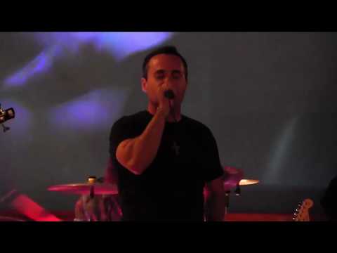 Mark Bettencourt and The Aftermath Band performing 'Good Times Bad Times'