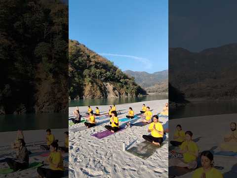 Beach Yoga Session| Beach Yoga | Yoga on the beach #beachlife #beachvibes #beaches #yogapractice