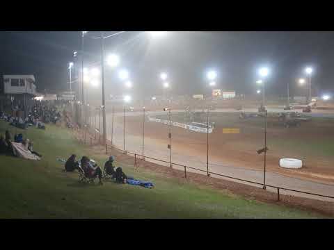 Luke Oldfield wins Round 1 ECL Sprintcar Series at Archerfield Speedway 2021/22