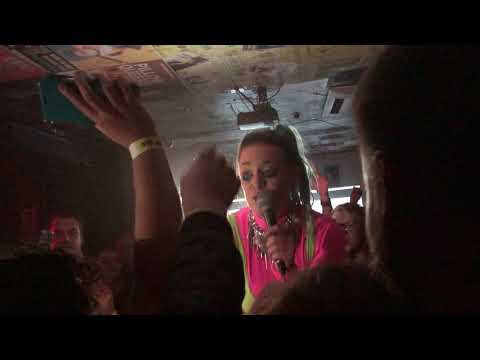 Vukovi -  Colour Me In (LIVE)