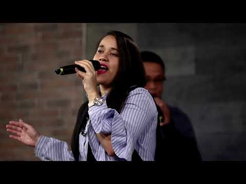 Video thumbnail for Habla, Oh Dios (Speak, O Lord) [Live]