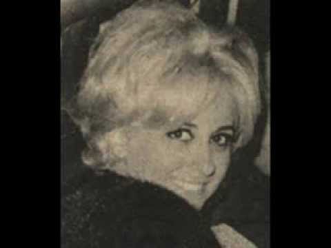 Bir Garip Yolcu &   Behiye Aksoy