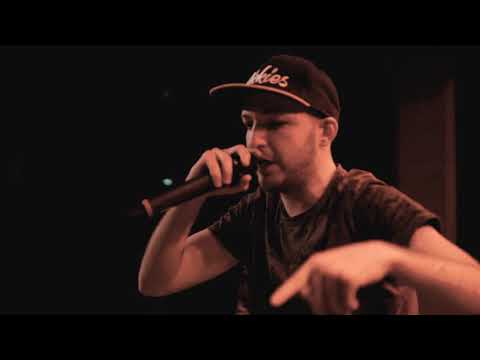 WAVEKID vs HELLFLOW  / CUARTOS 1ª JORNADA