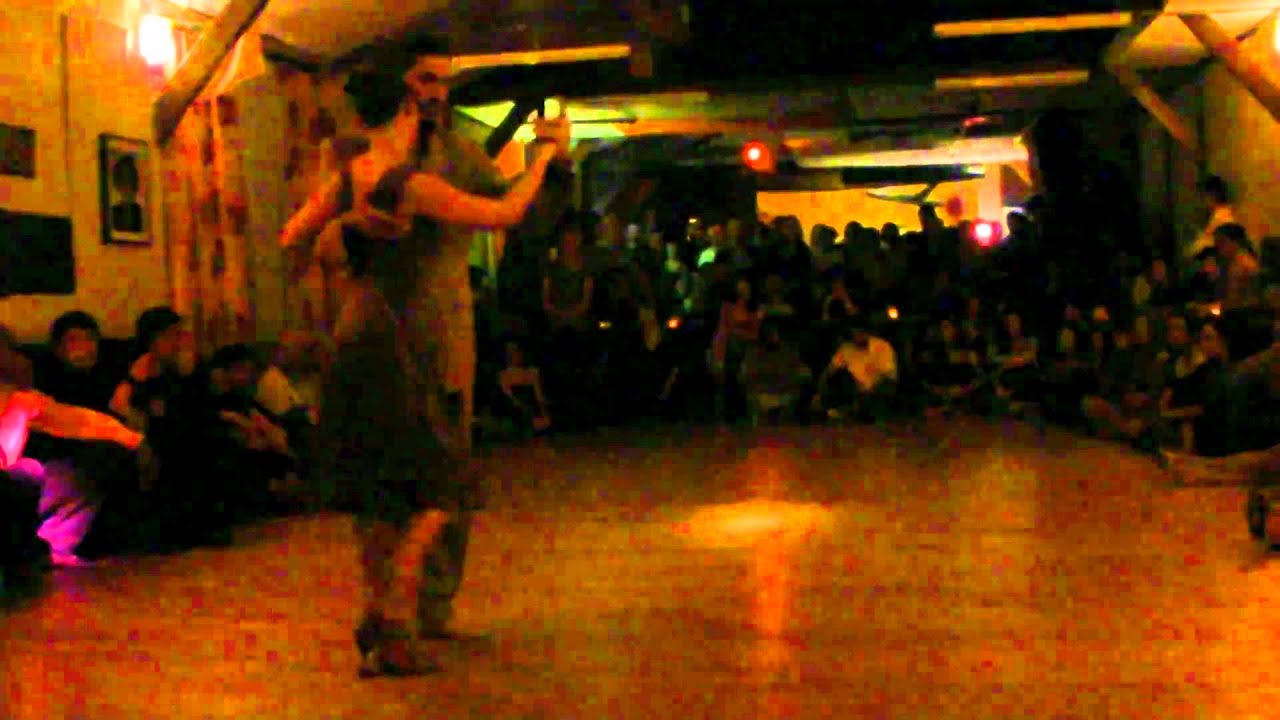 Enzo Hoces et Aurore Chadoin - Tango 1/4- Paris 16 octobre 2010