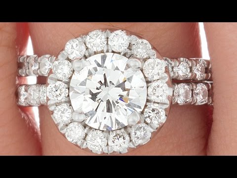 Round Brilliant Halo Diamond Bridal Set ring in Pave-setting (02-01-078)