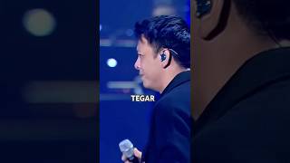 Download lagu Tegar versi slow.      #ariel #noah mp3