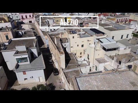 Immobile polifunzionale ad Alezio, Via Senape De Pace. In vendita