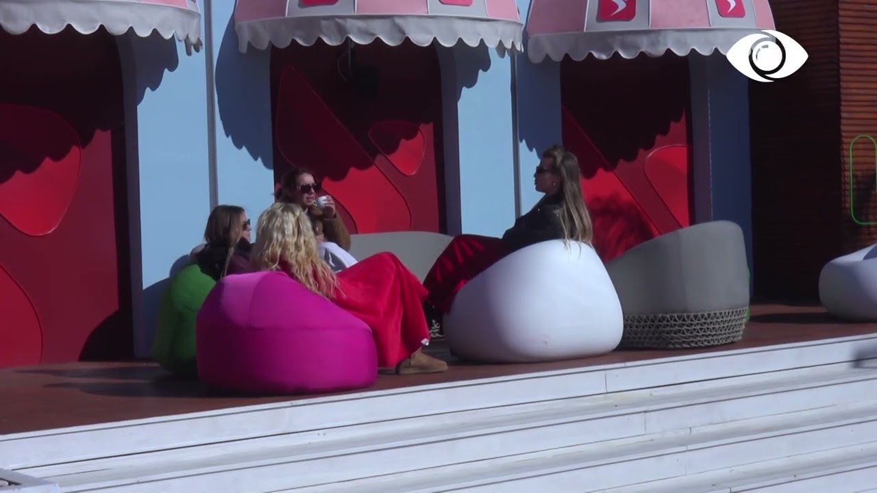 T'i thotë gjërat drejt/ Vajzat për Bledin