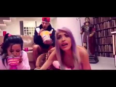 Mcs Princesa e Plebéia e MC 2K Puxa, prende e passa Semana Maluca