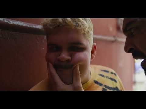 DURAN DİZİ GAİN ADEM MUSTOYLA KELLEYİ DÖVÜYOR