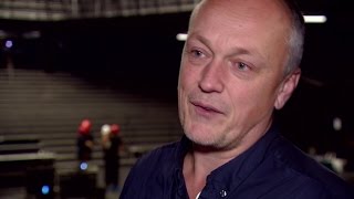 Rowwen Hèze trapt af in het vernieuwde poppodium 013