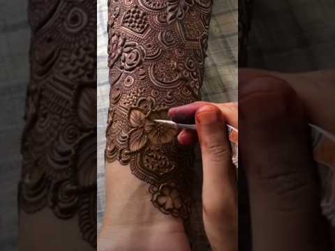 Beautiful 💓 shape mehndi Design#mehndi##shorts #viralshort