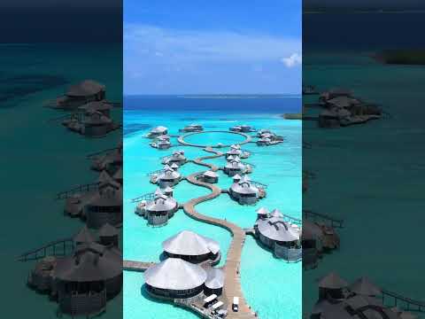 Seychelles vs Maldives 🤩🏝️ #luxurytravel #maldives #seychelles #travel #shorts