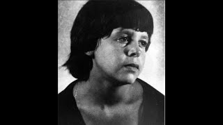 Young Roland Orzabal - rare photos. (Tears for Fears - Roland Orzabal jovem - fotos raras).