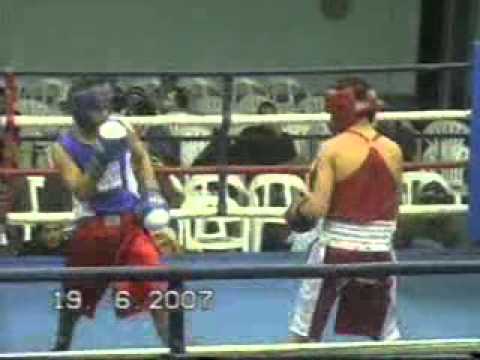 Roberto Carlos Torres vs. Leandro Darío Esperante (amateur)