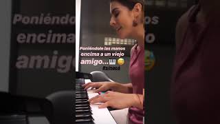 MARIA LEON - SOY YO 🖤.  La boda de mi mejor amigo