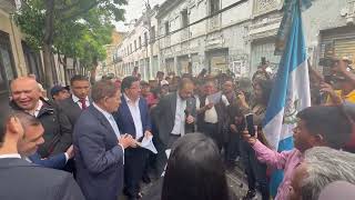 Junta directiva del Congreso atiende a los discapacitados del Ejército