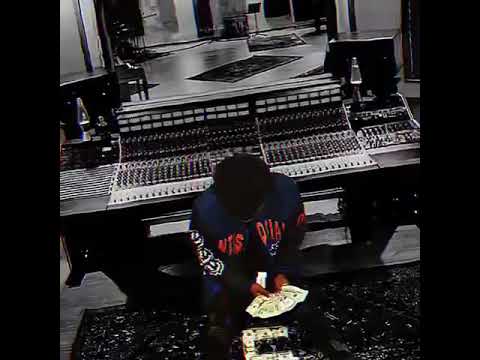 Ken10 -Krazy Love (Official Visualizer)Prod(.@antchamberlain100)