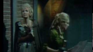 Laura Collins Tries to Kill Barnabas~1897